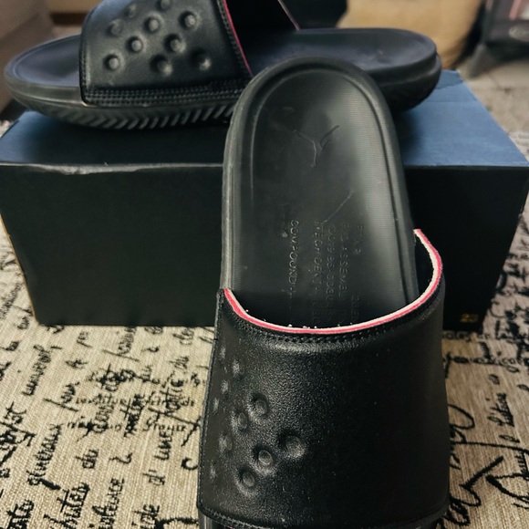 Jordan Play Slide - Picture 7 of 8